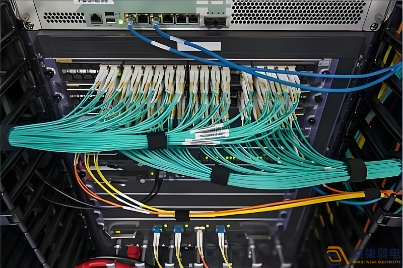 工廠PoE供電弱電系統(tǒng)，簡化布線提升運(yùn)維效率