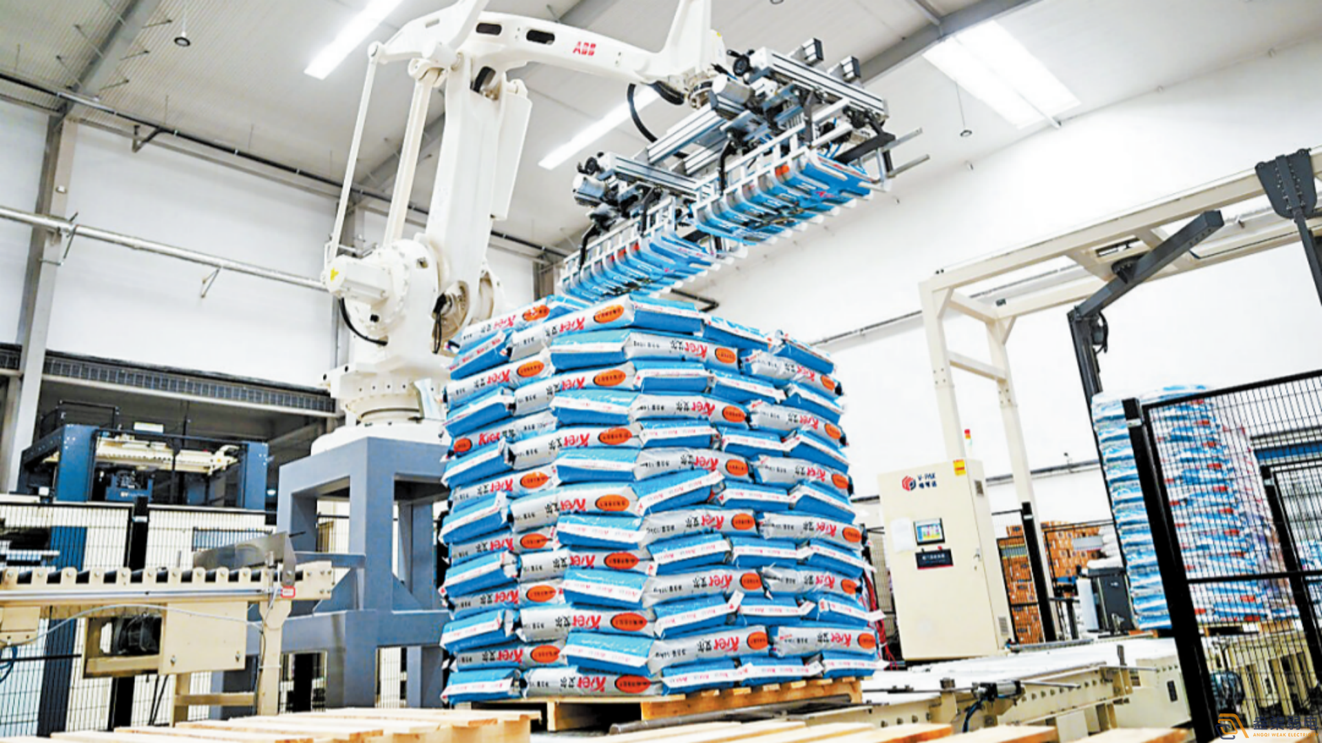 工廠告別人工堆疊！碼垛機器人